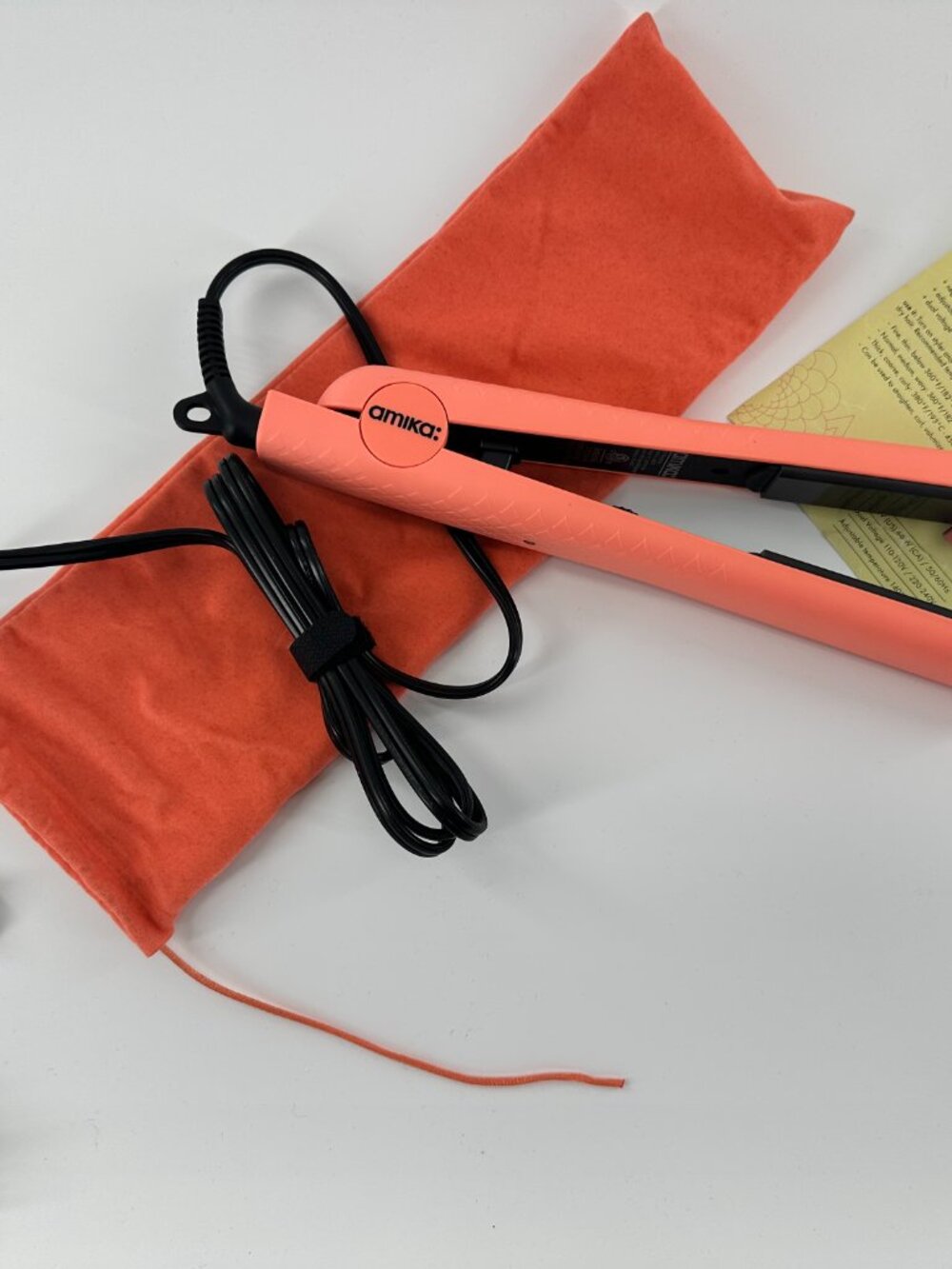 AMIKA Hair Straightener - Picture 3 of 3